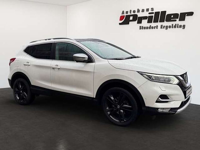 Nissan Qashqai 1.3DIG-T DCT N-Motion *NAVI/SHZ/PANO/LED